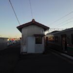 「鉄旅日記」2022年新春 最終日（三沢－東京）その3 ‐鹿島、原ノ町、いわき、常陸多賀、勝田（常磐線）　【巨大な土偶が貼りつく木造駅を見たくて冬の東北を旅しました。】